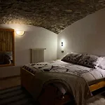 La Casetta Dello Gnomo Apartament *