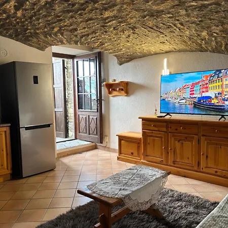 Apartment La Casetta Dello Gnomo Saint Nicolas